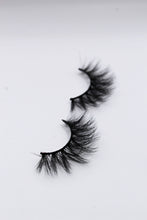 Load image into Gallery viewer, Bonny
