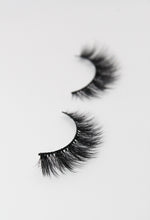 Load image into Gallery viewer, Betty
