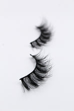 Load image into Gallery viewer, Quetzal
