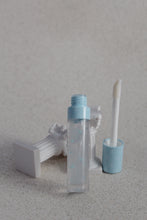 Load image into Gallery viewer, Blizzard
