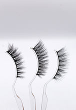 Load image into Gallery viewer, The show stopper
