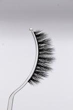 Load image into Gallery viewer, Reyna
