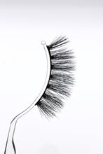 Load image into Gallery viewer, Amor
