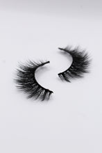 Load image into Gallery viewer, Reyna
