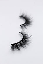 Load image into Gallery viewer, Ashley
