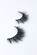 Load image into Gallery viewer, Reyna
