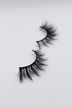 Load image into Gallery viewer, Selena
